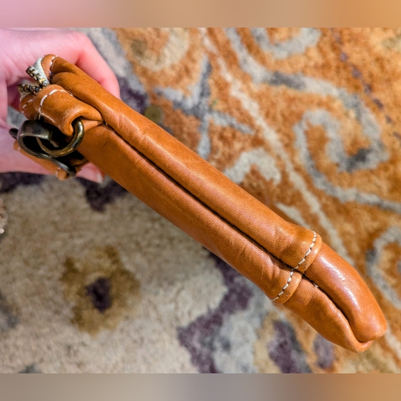 Free2Fly Ivey Wristlet Wallet All Leather Clutch in Cognac - Picture 8 of 11